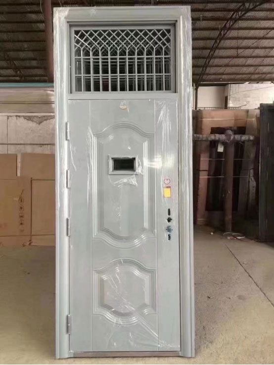 洋县学校教室门 洋县学校教室门