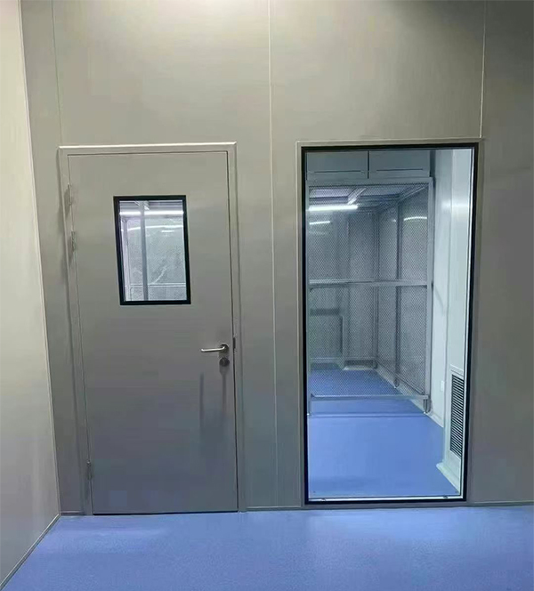 学校教学楼完成洋县防火门标准化安装